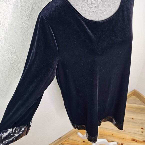 Chicos Travelers Collection Velvet & Sequin Tunic Top - Picture 4 of 9